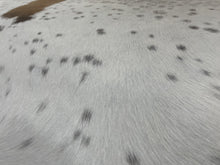 Load image into Gallery viewer, Premium Exotic Cowhide 2.11 x 2.68 m