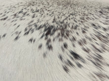 Load image into Gallery viewer, Premium Exotic Cowhide 2.11 x 2.31 m