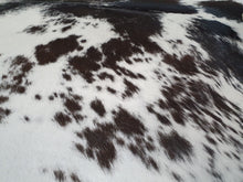 Load image into Gallery viewer, Premium Exotic Cowhide 1.58 x 1.95 m