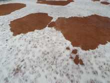 Load image into Gallery viewer, Premium Exotic Cowhide 1.75 x 2.1 m