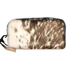 Load image into Gallery viewer, Tumbleweed Natural Toiletry Bag