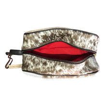 Load image into Gallery viewer, Tumbleweed Natural Toiletry Bag