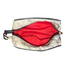 Load image into Gallery viewer, Tumbleweed Natural Toiletry Bag