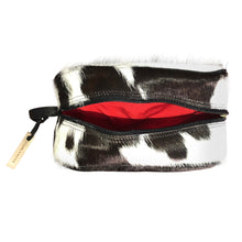 Load image into Gallery viewer, Tumbleweed Natural Toiletry Bag