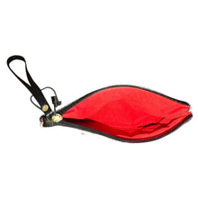 Load image into Gallery viewer, Tumbleweed Natural Cowhide Clutch