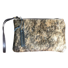 Load image into Gallery viewer, Tumbleweed Natural Cowhide Clutch