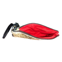 Load image into Gallery viewer, Tumbleweed Natural Cowhide Clutch