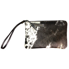 Load image into Gallery viewer, Tumbleweed Natural Cowhide Clutch