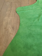 Load image into Gallery viewer, Natural Suede Rug Light Green 1.50 x 2.00 m
