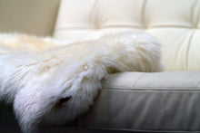 Load image into Gallery viewer, Natural Shape Sheepskin 60 x 120 cm